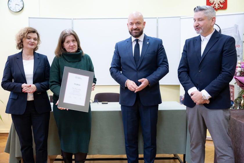 Wręczenie dyplomów dyrektorom placówek oświatowych, 10.01.2024